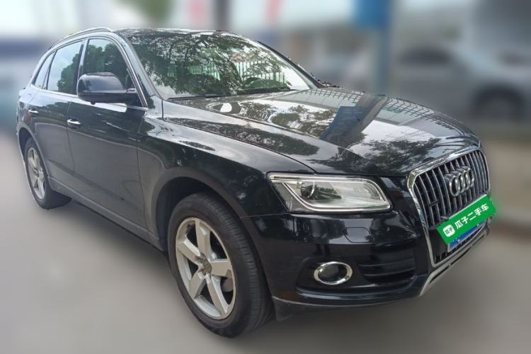 Used Audi Q5 2016 40 TFSI Technology Edition Front Right 45 Deg