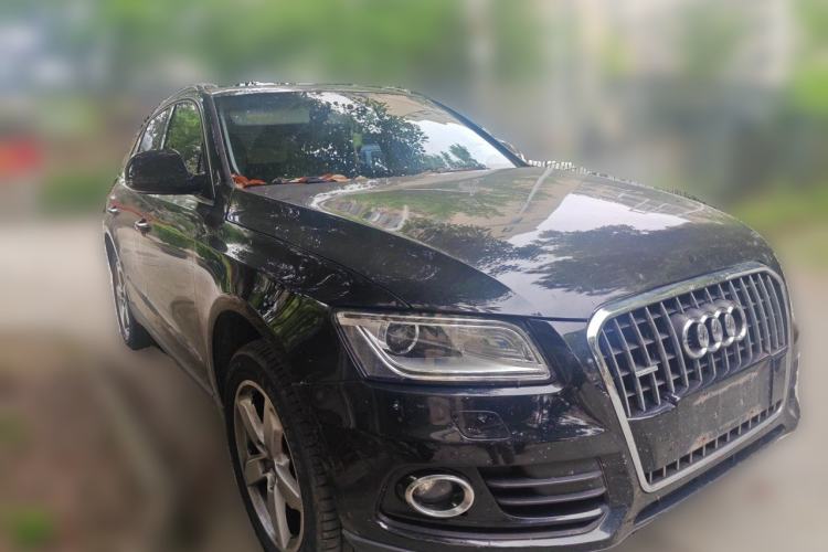 Used Audi Q5 2016 40 TFSI Technology Edition Front Right 45 Deg