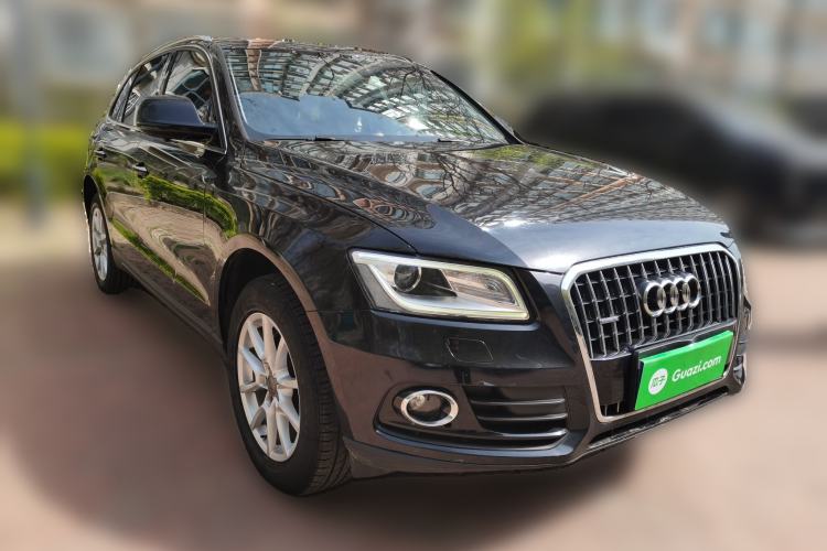 Used Audi Q5 2016 40 TFSI Trendy Edition Front Right 45 Deg