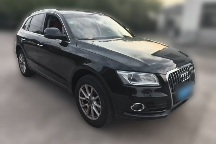 Used Audi Q5 2016 40 TFSI Trendy Edition Front Right 45 Deg