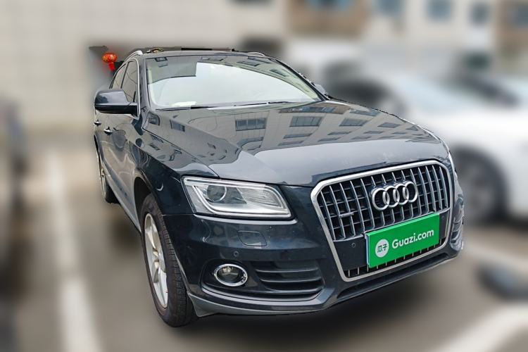 Used Audi Q5 2016 40 TFSI Technology Edition Front Right 45 Deg