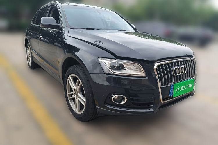 Used Audi Q5 2016 40 TFSI Technology Edition Front Right 45 Deg