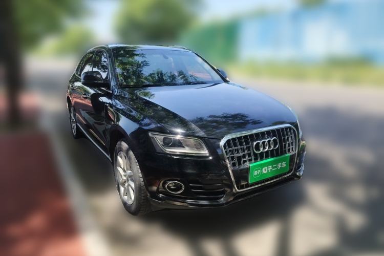 Used Audi Q5 2016 40 TFSI Trendy Edition Front Right 45 Deg