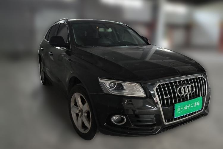 Used Audi Q5 2016 40 TFSI Technology Edition Front Right 45 Deg