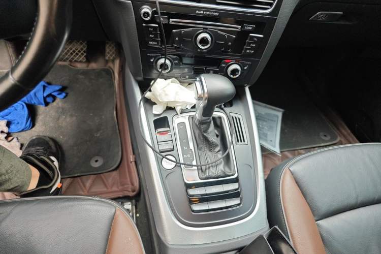 Used Audi Q5 2016 40 TFSI Technology Edition Gear Lever