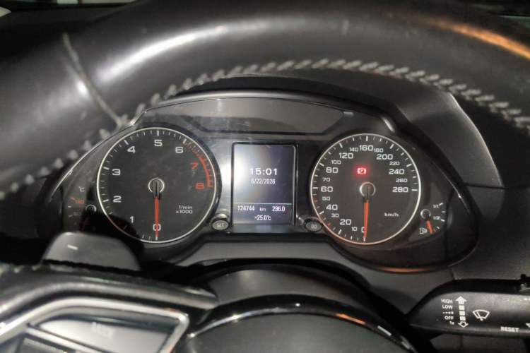 Used Audi Q5 2016 40 TFSI Technology Edition Instrument Cluster