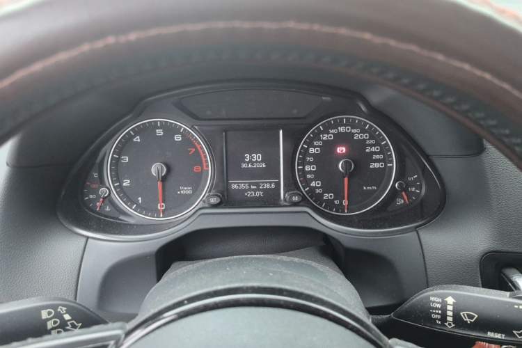 Used Audi Q5 2016 40 TFSI Technology Edition Instrument Cluster