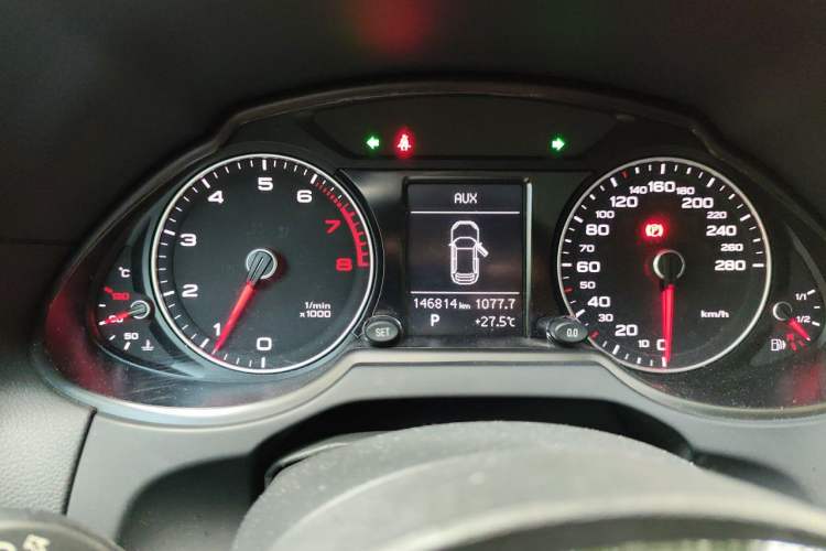 Used Audi Q5 2016 40 TFSI Technology Edition Instrument Cluster