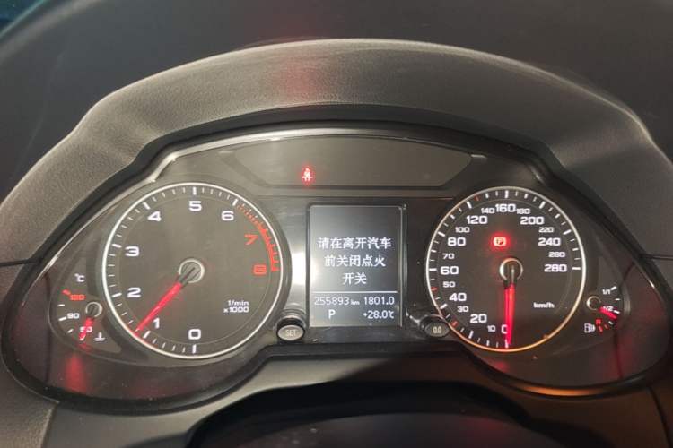 Used Audi Q5 2016 40 TFSI Technology Edition Instrument Cluster
