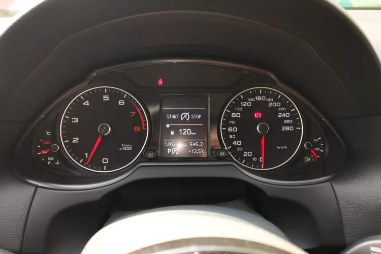 Used Audi Q5 2016 40 TFSI Trendy Edition Instrument Cluster