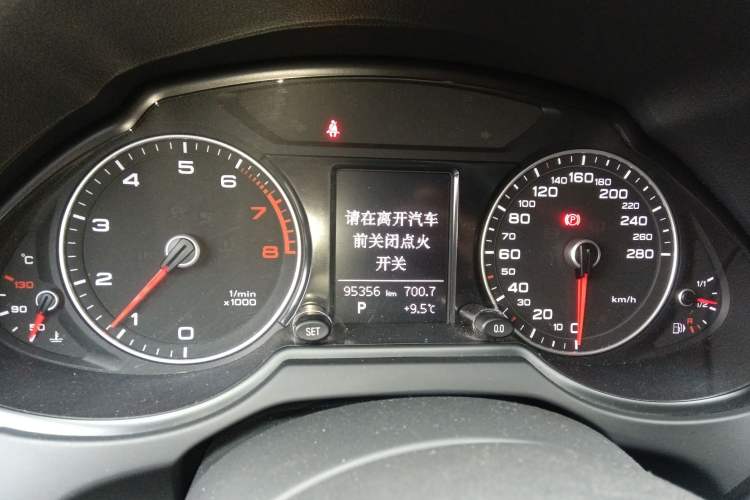 Used Audi Q5 2016 40 TFSI Technology Edition Instrument Cluster