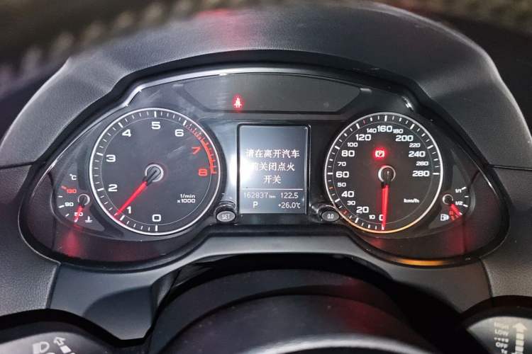 Used Audi Q5 2016 40 TFSI Technology Edition Instrument Cluster