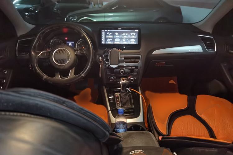 Used Audi Q5 2016 40 TFSI Technology Edition Interior 2
