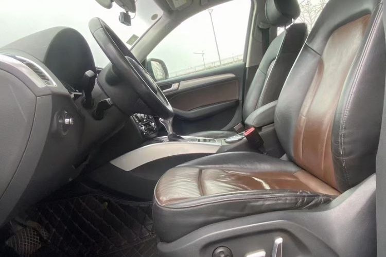 Used Audi Q5 2016 40 TFSI Technology Edition Interior 3