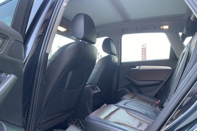 Used Audi Q5 2016 40 TFSI Technology Edition Interior 3
