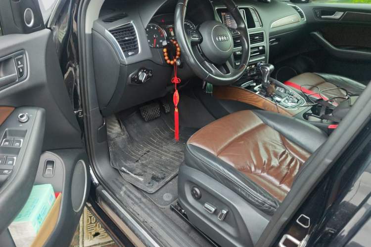 Used Audi Q5 2016 40 TFSI Technology Edition Interior 3