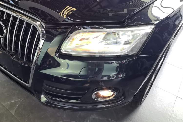 Used Audi Q5 2016 40 TFSI Technology Edition Left Front Headlight
