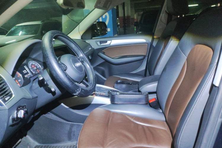 Used Audi Q5 2016 40 TFSI Technology Edition Left Front Seat