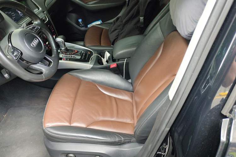 Used Audi Q5 2016 40 TFSI Technology Edition Left Front Seat