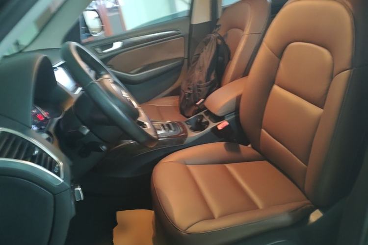 Used Audi Q5 2016 40 TFSI Trendy Edition Left Front Seat