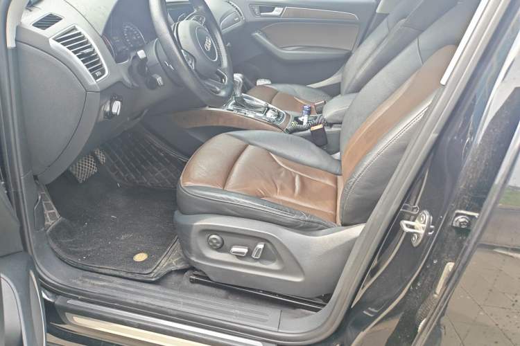 Used Audi Q5 2016 40 TFSI Comfort Model Left Front Seat