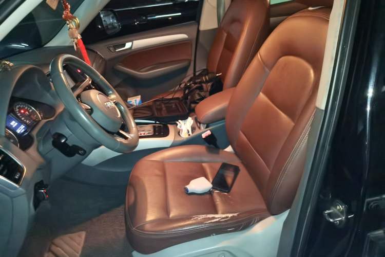 Used Audi Q5 2016 40 TFSI Trendy Edition Left Front Seat