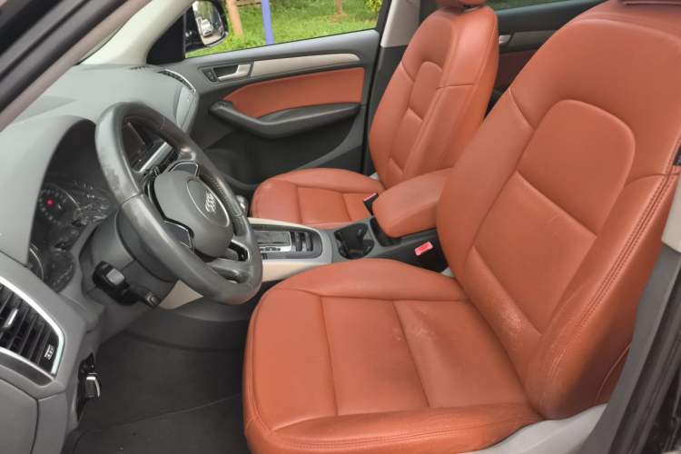 Used Audi Q5 2016 40 TFSI Trendy Edition Left Front Seat