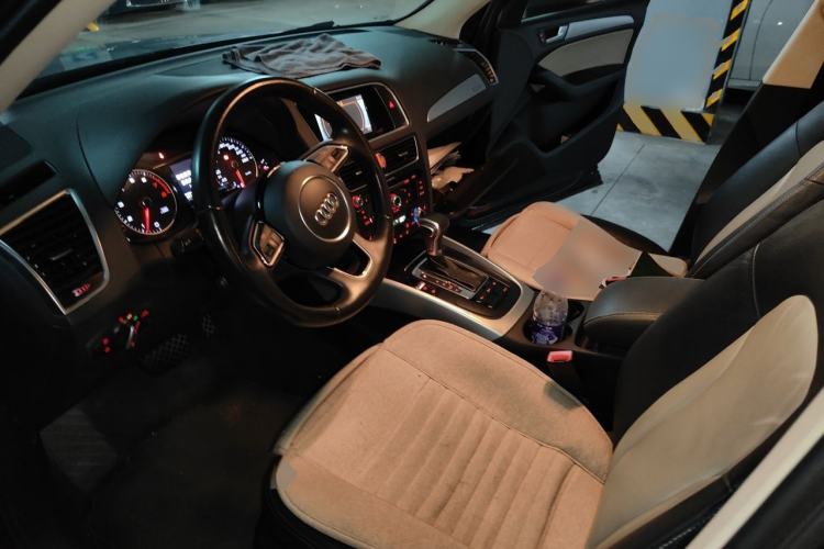 Used Audi Q5 2016 40 TFSI Technology Edition Left Front Seat