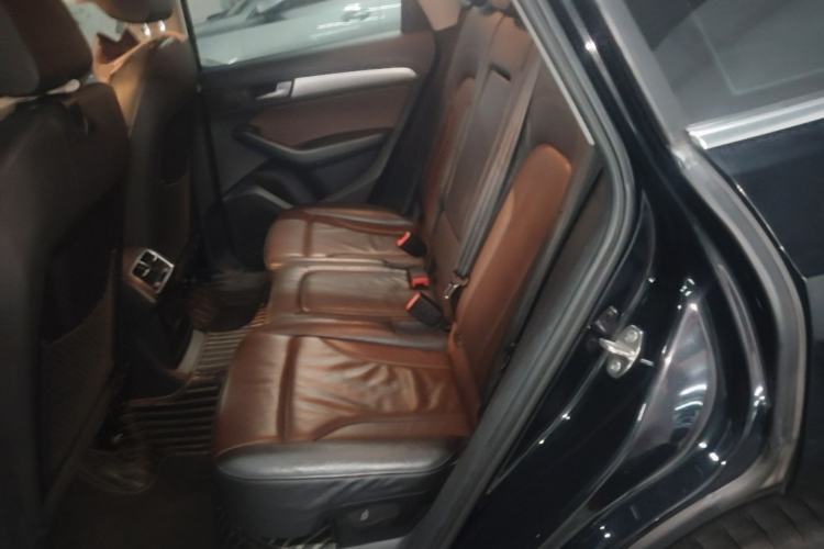 Used Audi Q5 2016 40 TFSI Technology Edition Left Rear Seat