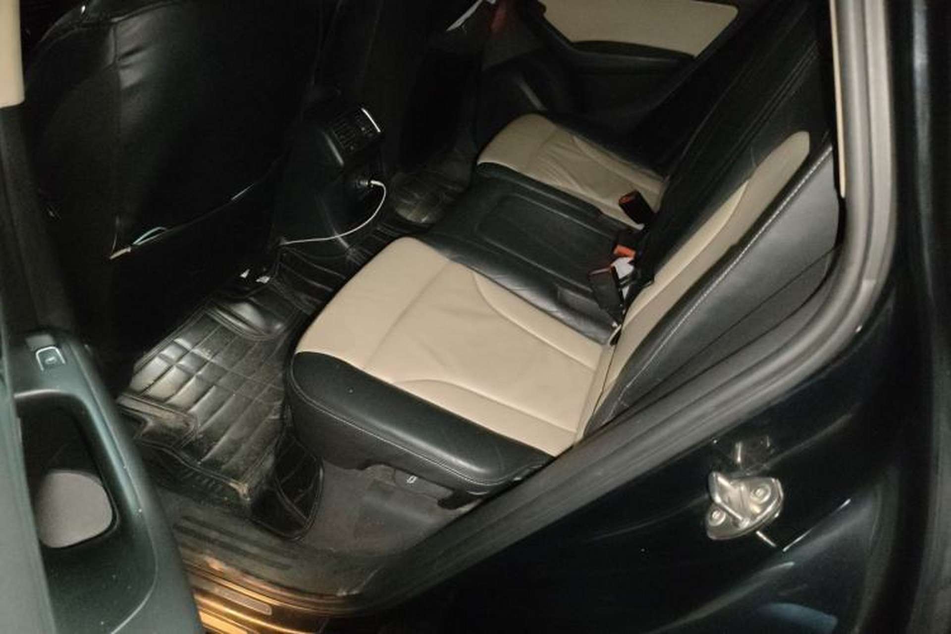 Used Audi Q5 2016 40 TFSI Technology Edition Left Rear Seat