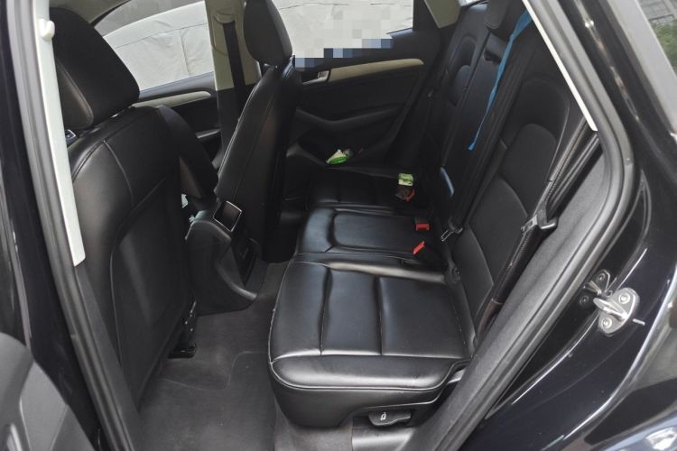 Used Audi Q5 2016 40 TFSI Trendy Edition Left Rear Seat