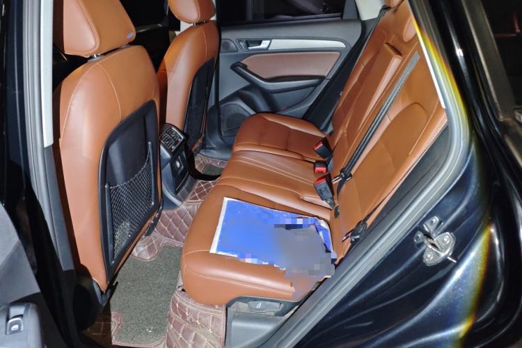 Used Audi Q5 2016 40 TFSI Trendy Edition Left Rear Seat