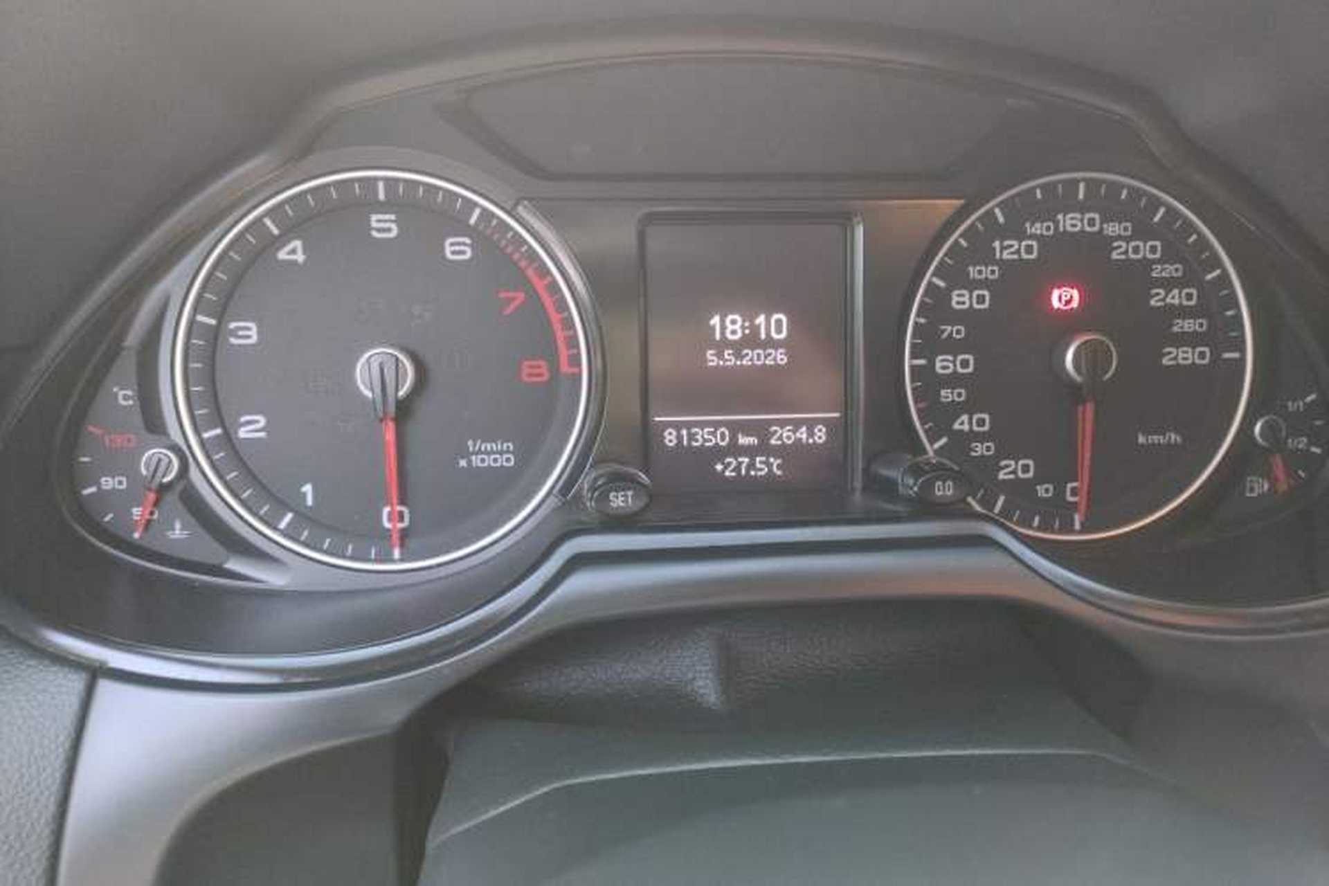 Used Audi Q5 2016 40 TFSI Technology Edition Odometer Close Up