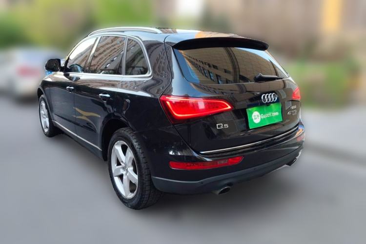 Used Audi Q5 2016 40 TFSI Technology Edition Rear Left 45 Deg