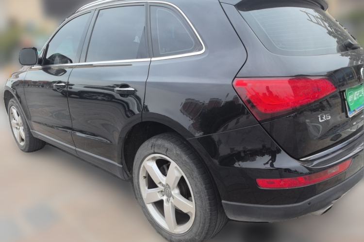 Used Audi Q5 2016 40 TFSI Technology Edition Rear Left 45 Deg