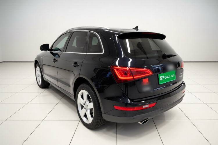Used Audi Q5 2016 40 TFSI Technology Edition Rear Left 45 Deg