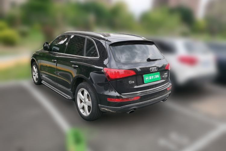 Used Audi Q5 2016 40 TFSI Comfort Model Rear Left 45 Deg