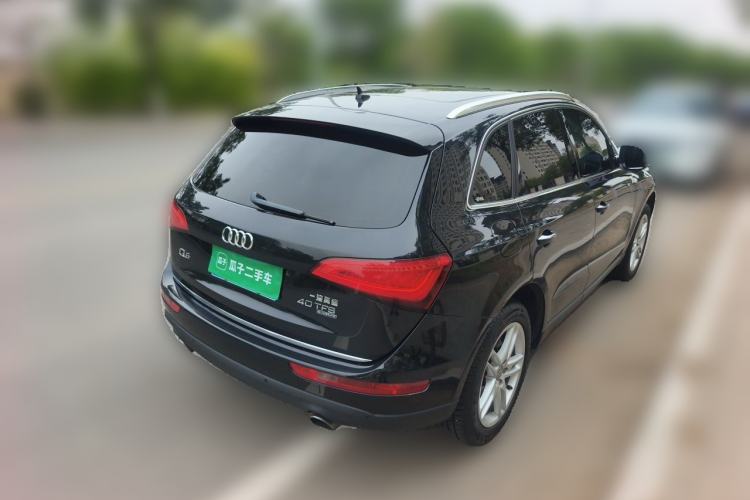 Used Audi Q5 2016 40 TFSI Comfort Model Rear Right 45 Deg