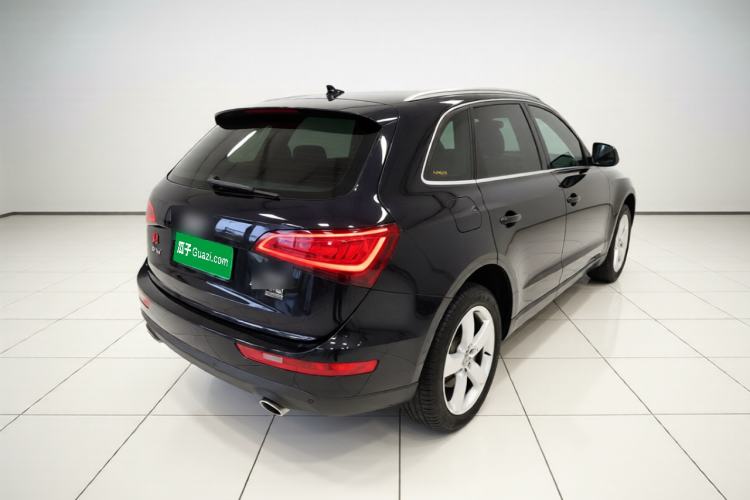 Used Audi Q5 2016 40 TFSI Technology Edition Rear Right 45 Deg