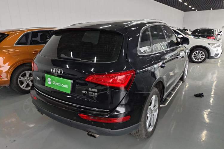 Used Audi Q5 2016 40 TFSI Technology Edition Rear Right 45 Deg