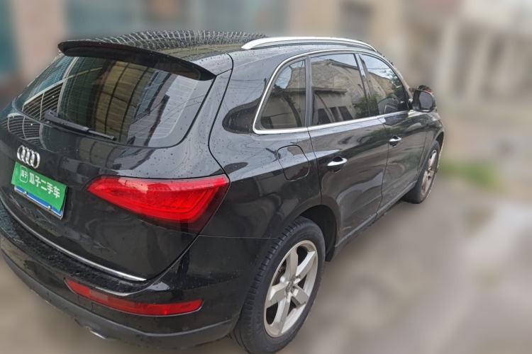 Used Audi Q5 2016 40 TFSI Technology Edition Rear Right 45 Deg