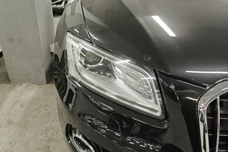 Used Audi Q5 2016 40 TFSI Technology Edition Right Front Headlight
