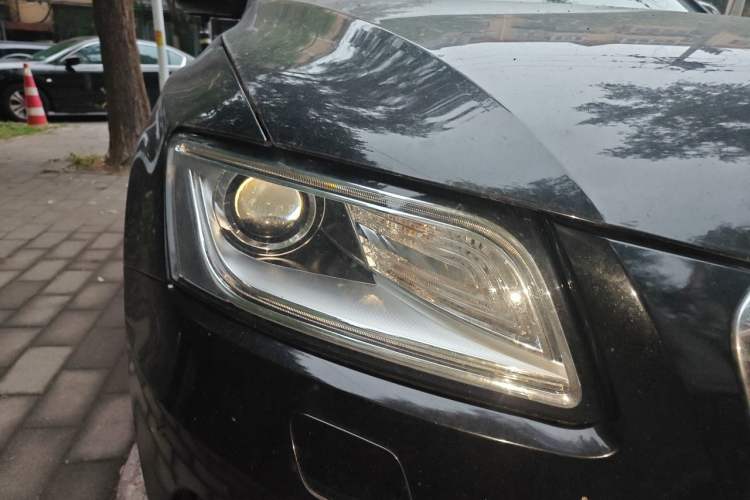 Used Audi Q5 2016 40 TFSI Trendy Edition Right Front Headlight