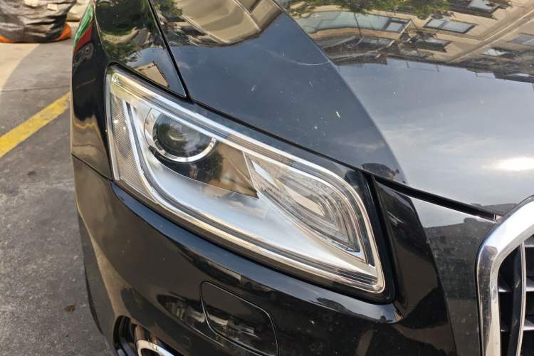 Used Audi Q5 2016 40 TFSI Technology Edition Right Front Headlight