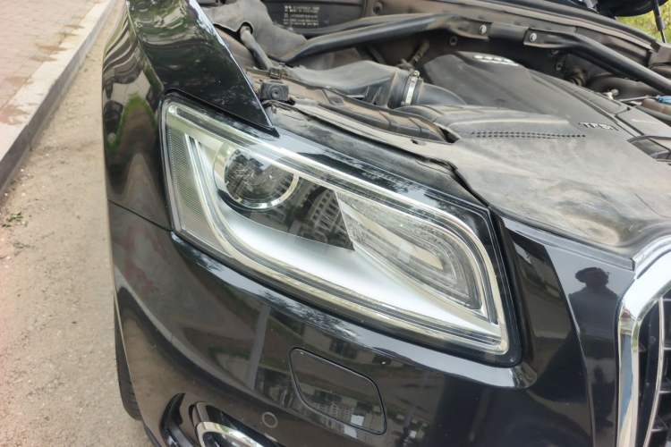 Used Audi Q5 2016 40 TFSI Comfort Model Right Front Headlight
