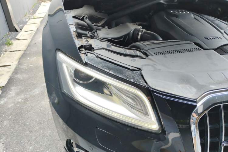 Used Audi Q5 2016 40 TFSI Technology Edition Right Front Headlight