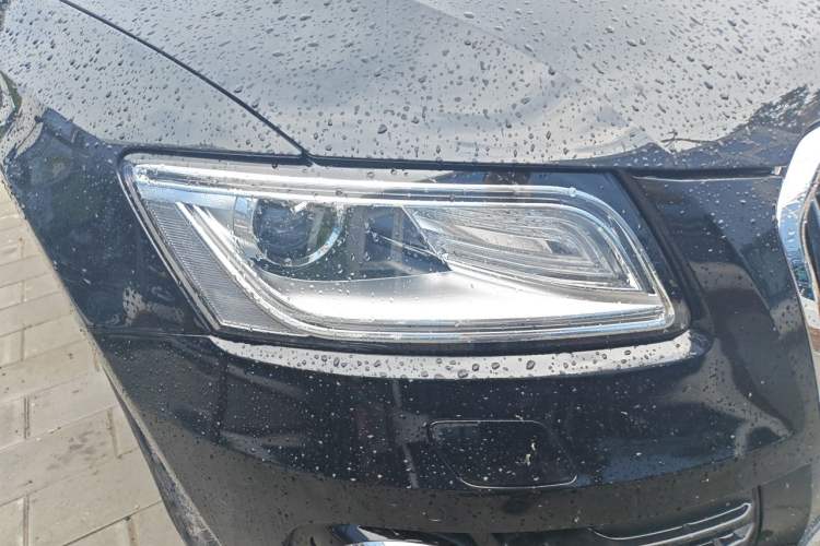Used Audi Q5 2016 40 TFSI Comfort Model Right Front Headlight