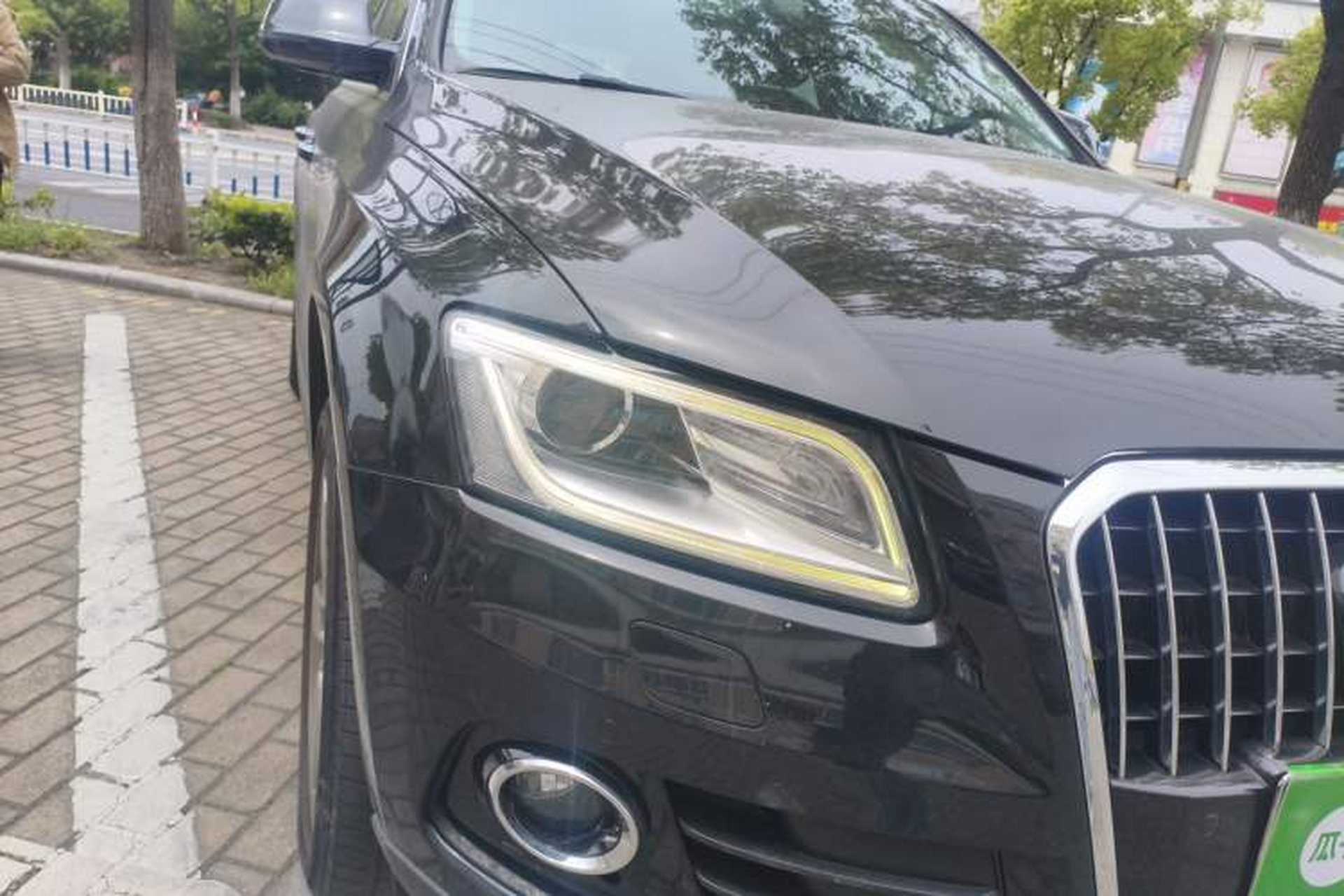 Used Audi Q5 2016 40 TFSI Technology Edition Right Front Headlight
