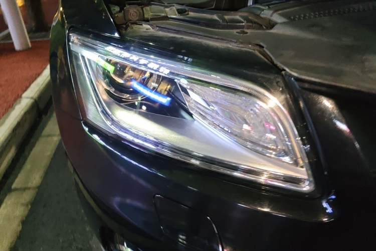 Used Audi Q5 2016 40 TFSI Trendy Edition Right Front Headlight