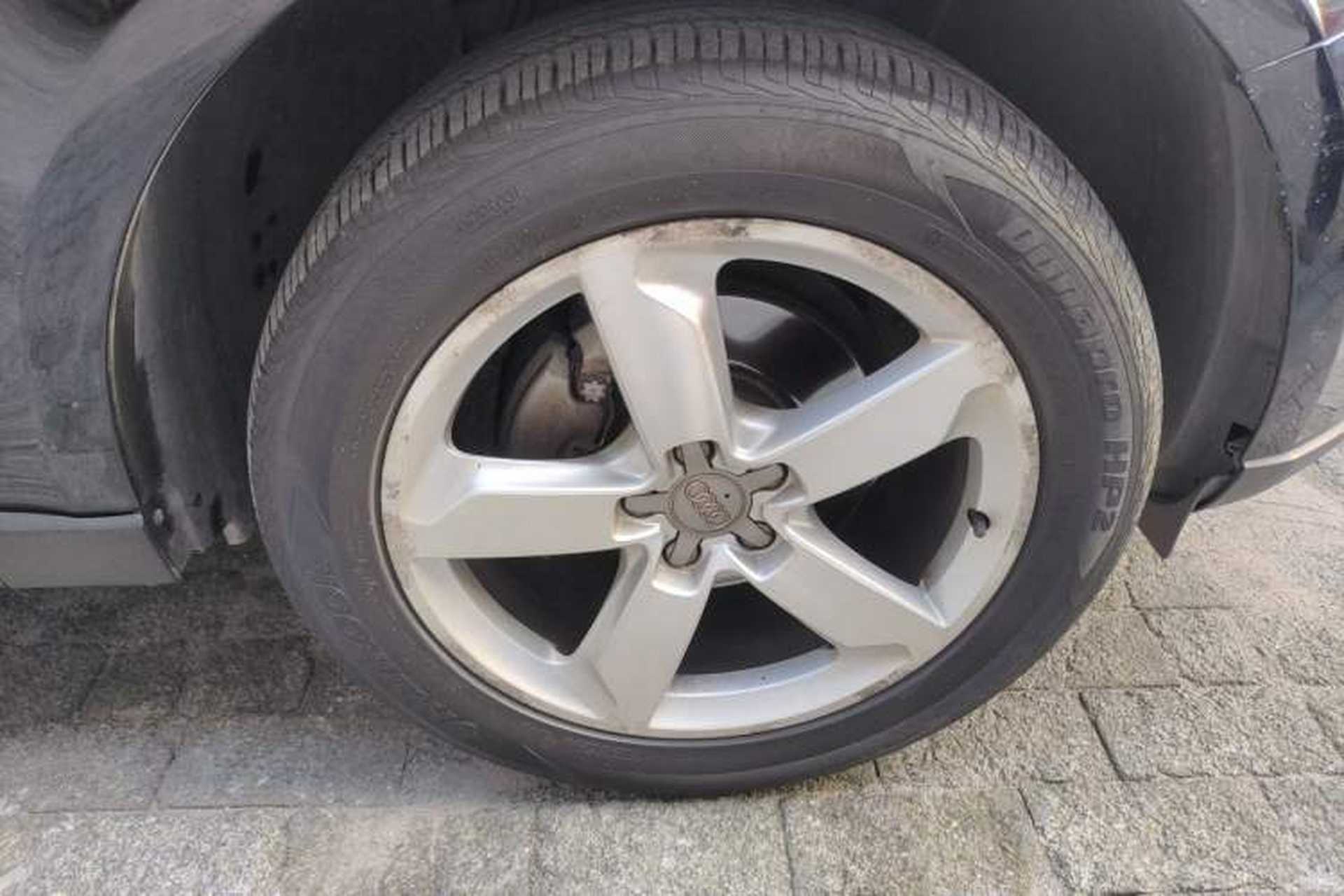 Used Audi Q5 2016 40 TFSI Technology Edition Right Front Wheel Hub